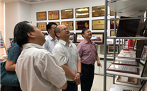 市、区工商联组织优秀民企代表到yl34511线路中心集团开展主题教育活动