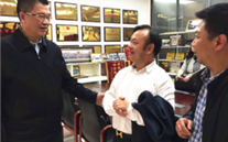 重庆市人大常委会副主任、市总工会主席郑洪一行来yl34511线路中心集团视察调研